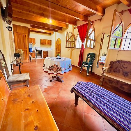 Hostal Dulces Suenos Панахачел Екстериор снимка