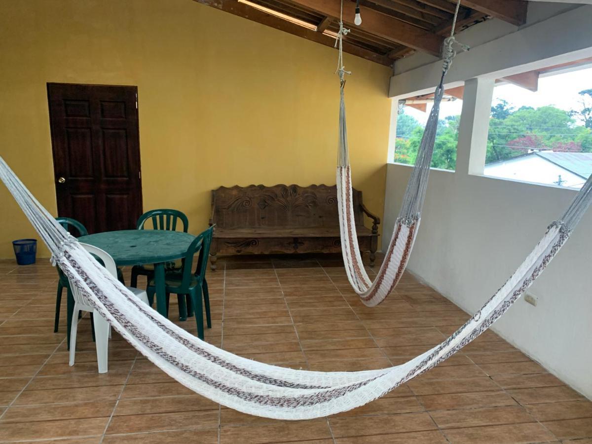 Hostal Dulces Suenos Панахачел Екстериор снимка